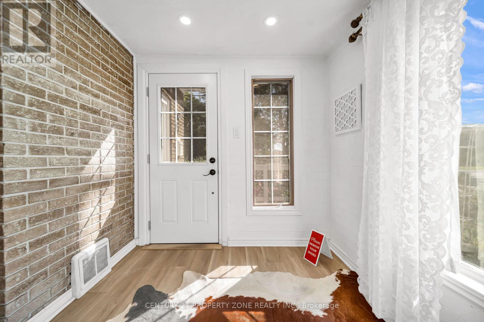 5977 Saint Marys Street, Niagara Falls, Ontario  L2J 1B8 - Photo 6 - X13777132
