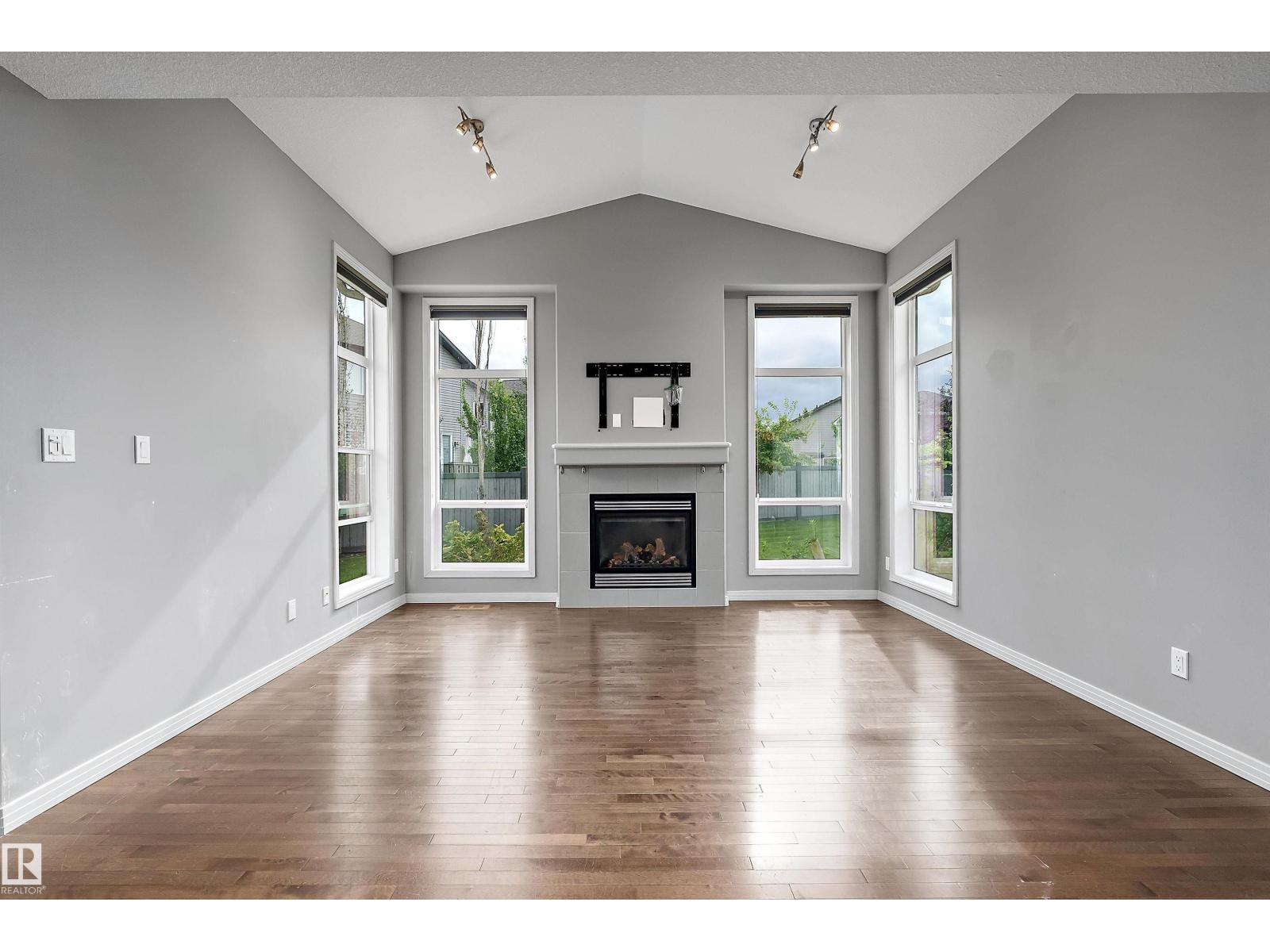 740 173 ST SW, Edmonton, Alberta