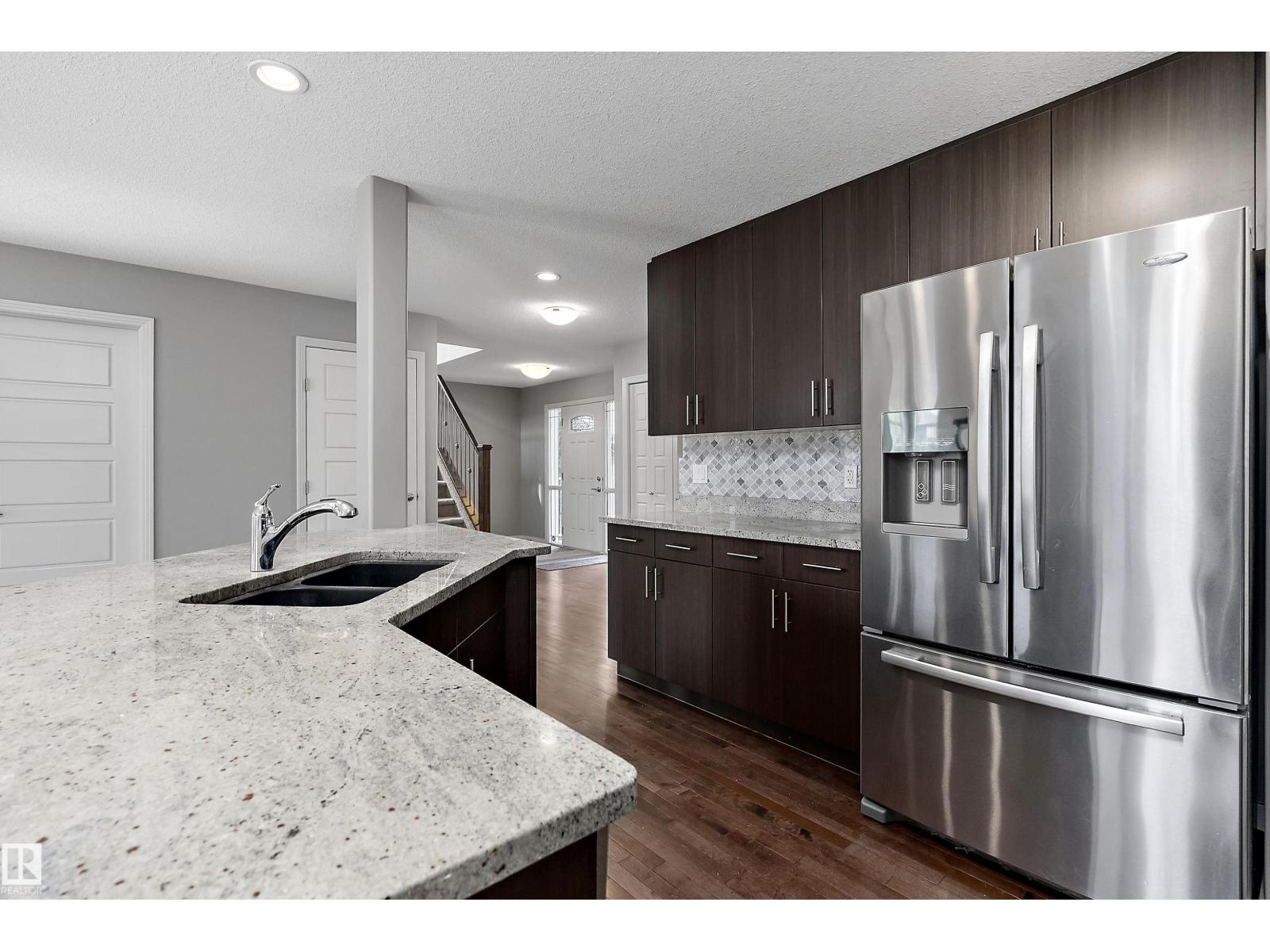 740 173 St SW, Edmonton, Alberta  T6W 0M4 - Photo 10 - E4508479
