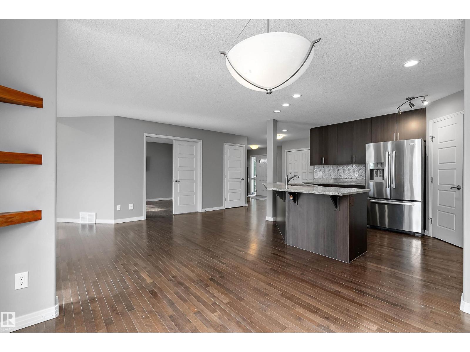 740 173 St SW, Edmonton, Alberta  T6W 0M4 - Photo 11 - E4508479