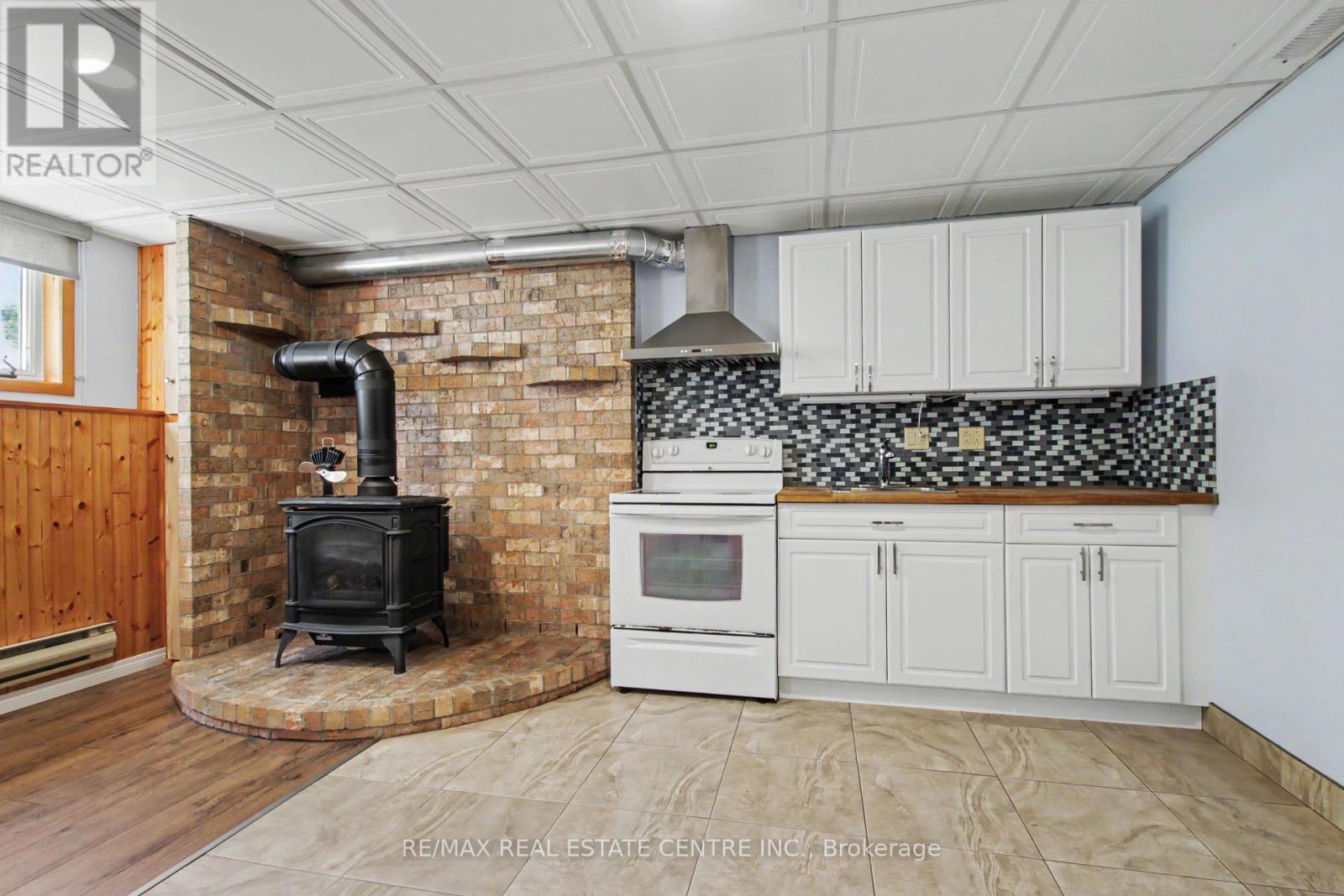 16 Main Street, North Dumfries, Ontario  N0B 1E0 - Photo 16 - X13777268