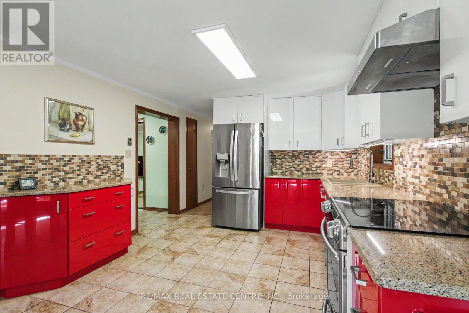 16 Main Street, North Dumfries, Ontario  N0B 1E0 - Photo 7 - X13777268