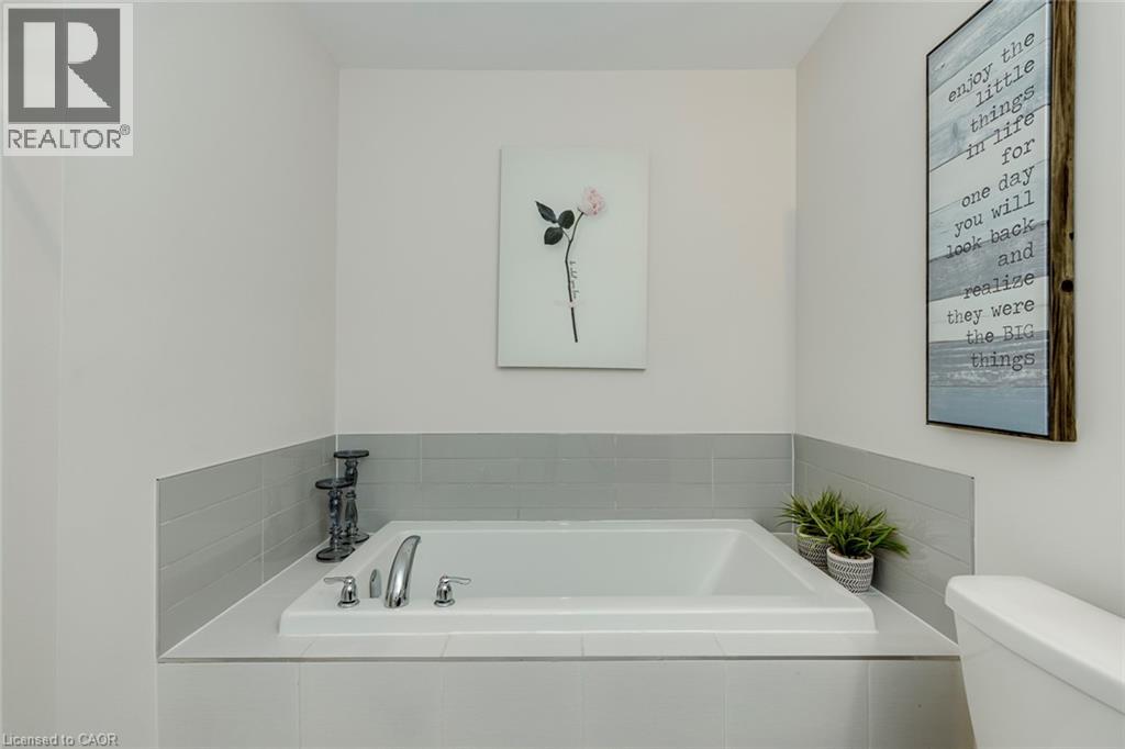 393 Grantham Common, Oakville, Ontario  L6H 7E3 - Photo 37 - 40861229