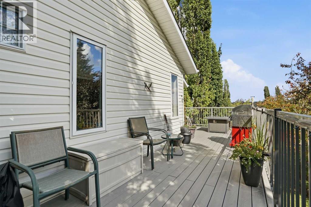 23 Hidden Ridge Place Nw, Calgary, Alberta  T3A 5V8 - Photo 28 - A2344366