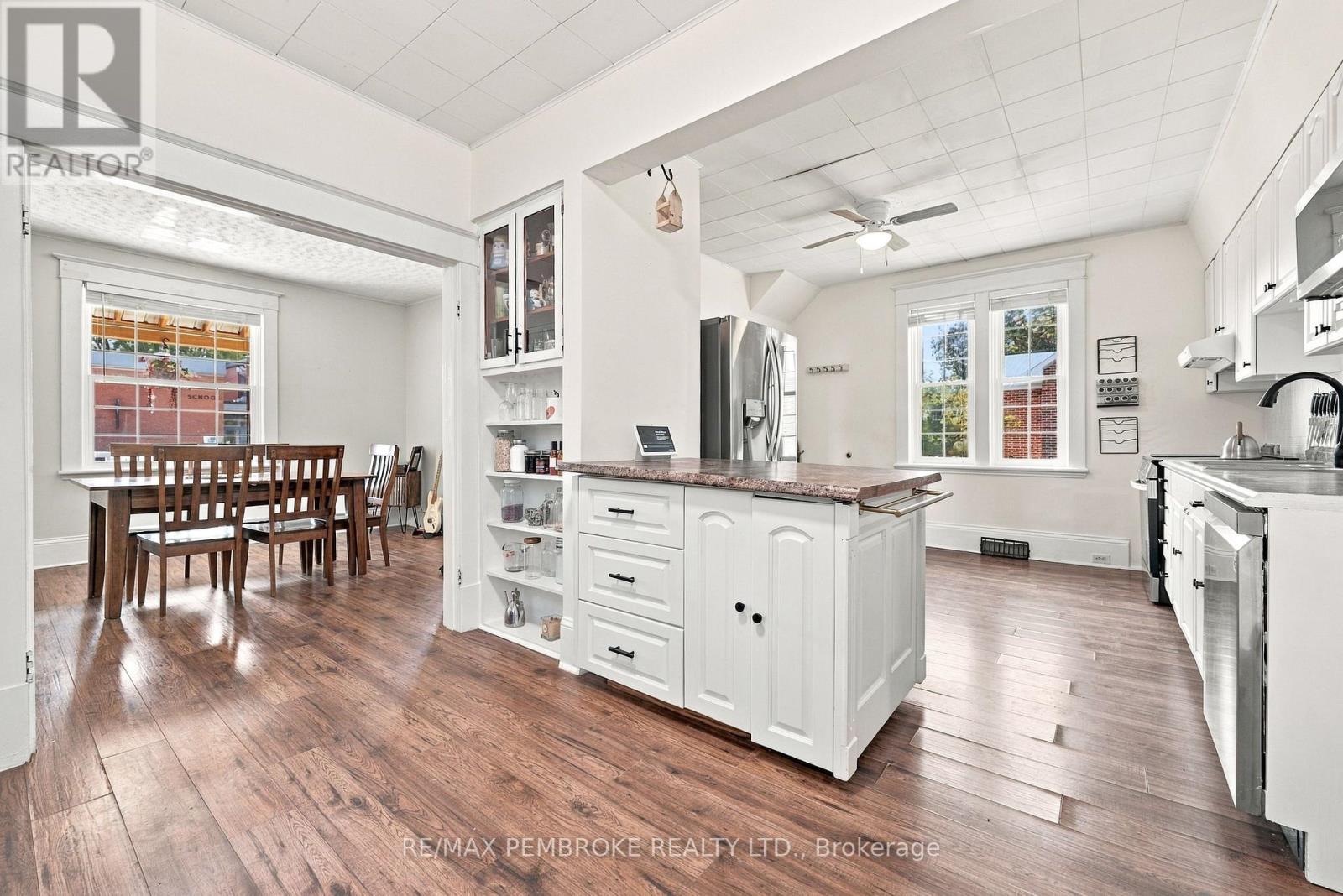 296 First Avenue N, Pembroke, Ontario  K8A 5C2 - Photo 13 - X13777288