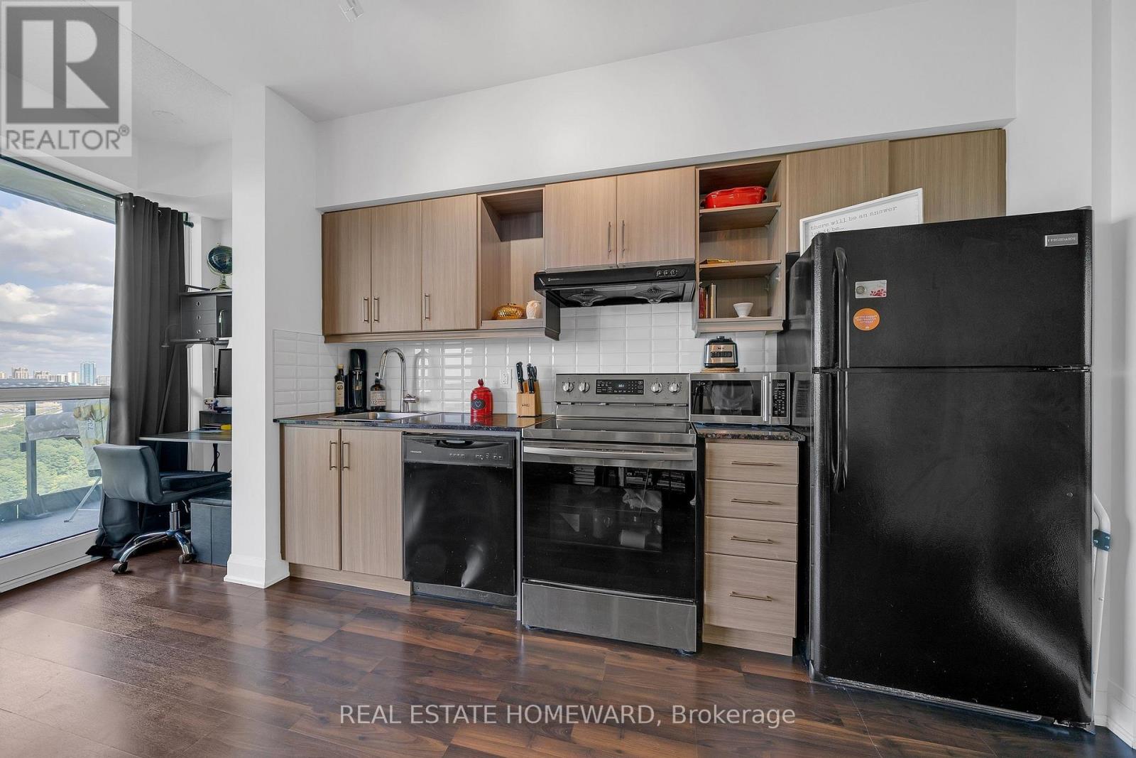 1717 - 160 Vanderhoof Avenue, Toronto, Ontario  M4G 0B7 - Photo 12 - C13758042