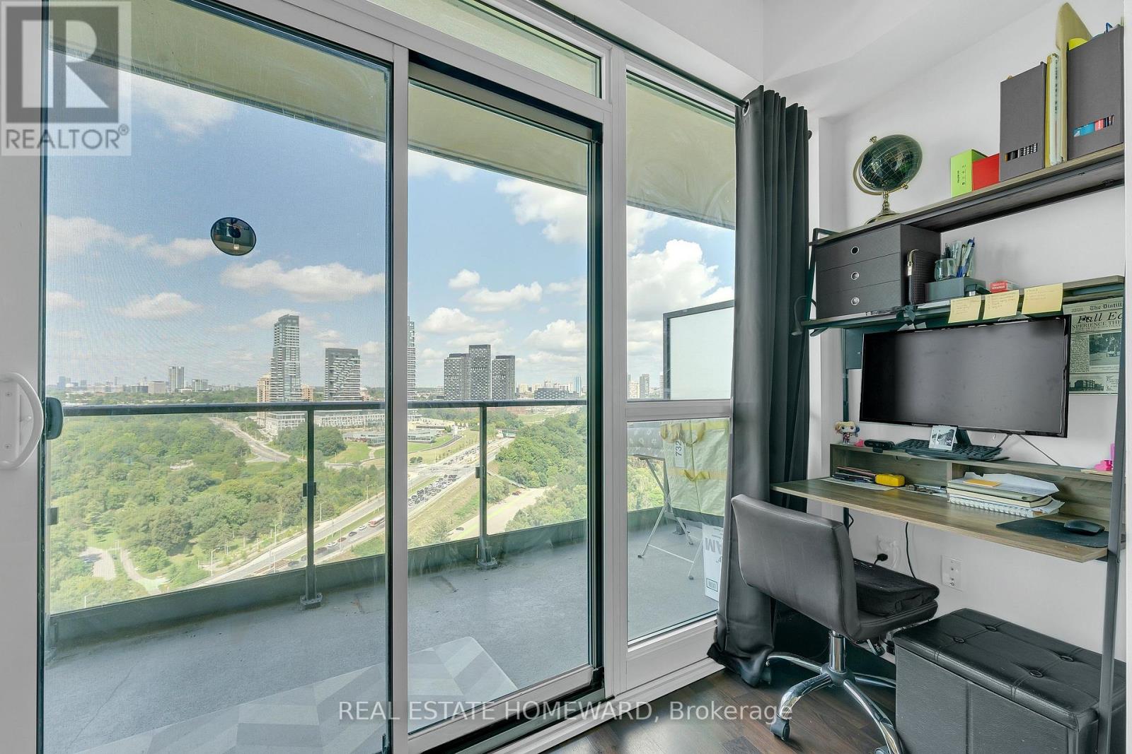 1717 - 160 Vanderhoof Avenue, Toronto, Ontario  M4G 0B7 - Photo 15 - C13758042