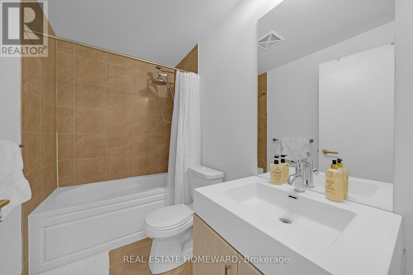 1717 - 160 Vanderhoof Avenue, Toronto, Ontario  M4G 0B7 - Photo 5 - C13758042
