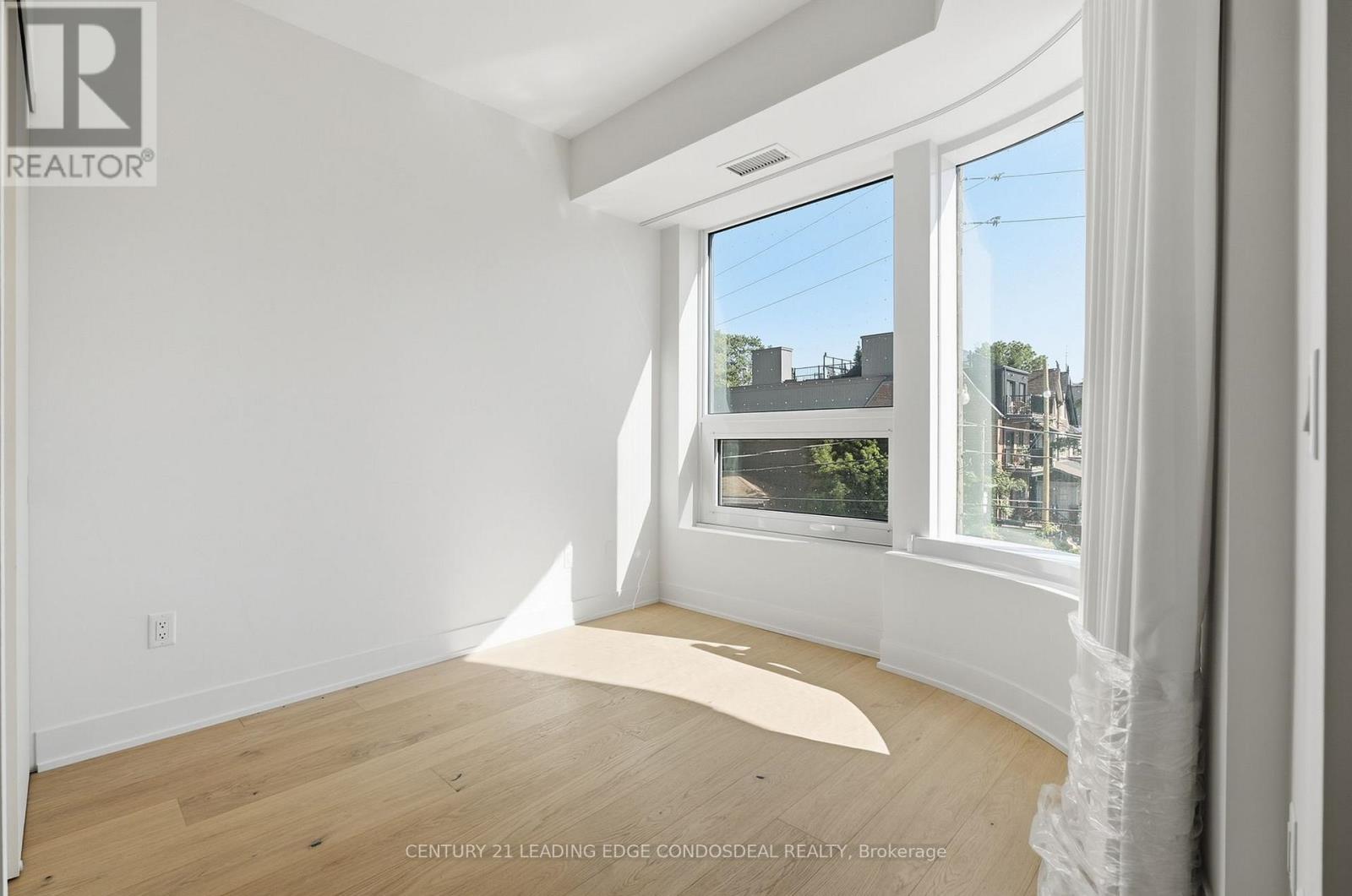 207 - 322 Dupont Street, Toronto, Ontario  M5R 0E3 - Photo 12 - C13777294