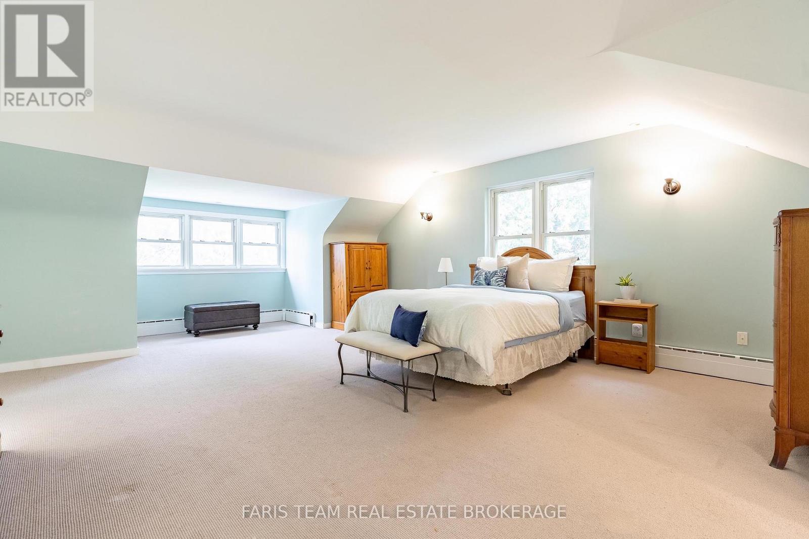 90 Bedford Park Avenue, Richmond Hill, Ontario  L4C 2N8 - Photo 21 - N13777280