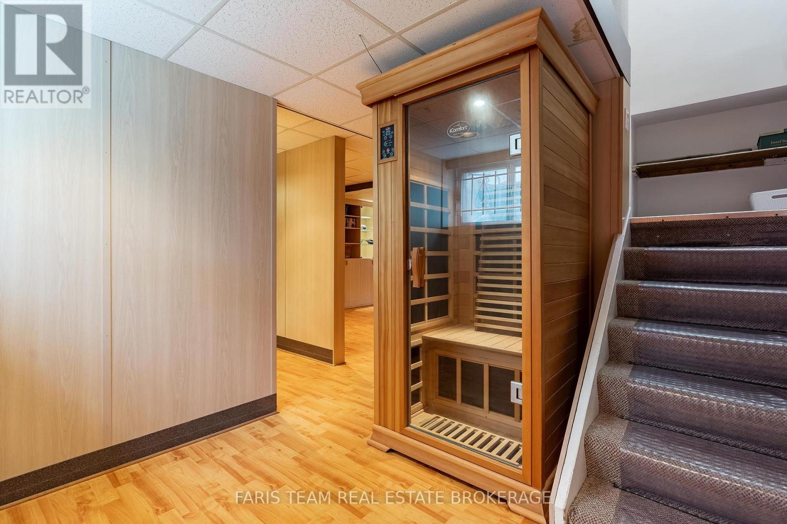 90 Bedford Park Avenue, Richmond Hill, Ontario  L4C 2N8 - Photo 28 - N13777280