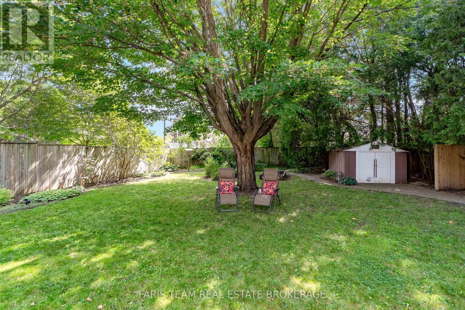 90 Bedford Park Avenue, Richmond Hill, Ontario  L4C 2N8 - Photo 39 - N13777280