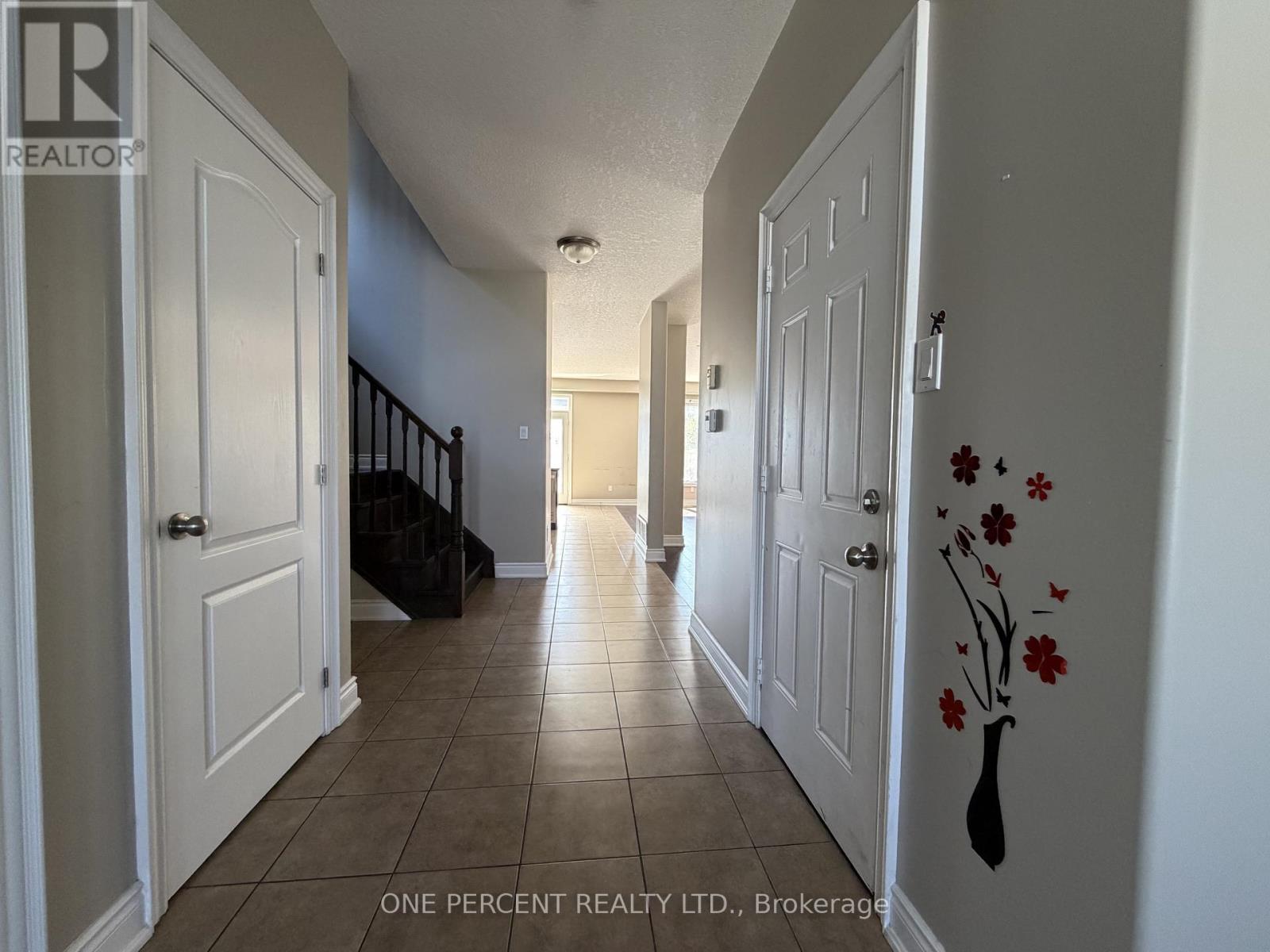 51 BOOTH LANE, Barrie, Ontario