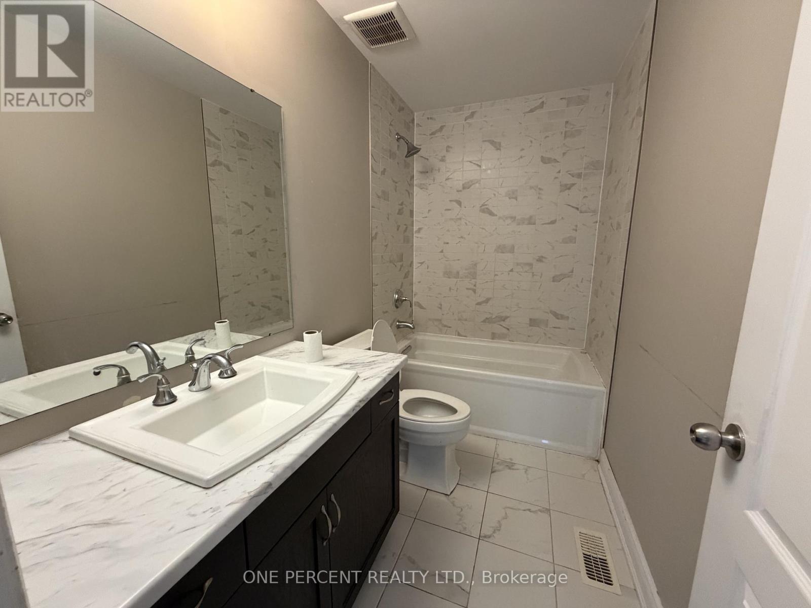 51 Booth Lane, Barrie, Ontario  L4N 0S4 - Photo 14 - S13777298