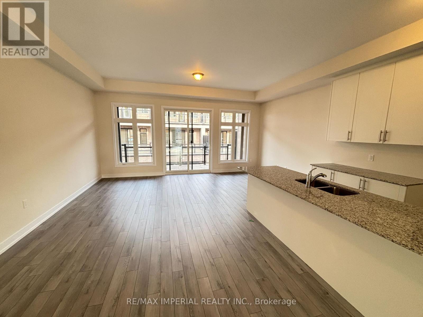 3085 Welsman Gardens, Oakville, Ontario  L6H 7Z1 - Photo 11 - W13777284