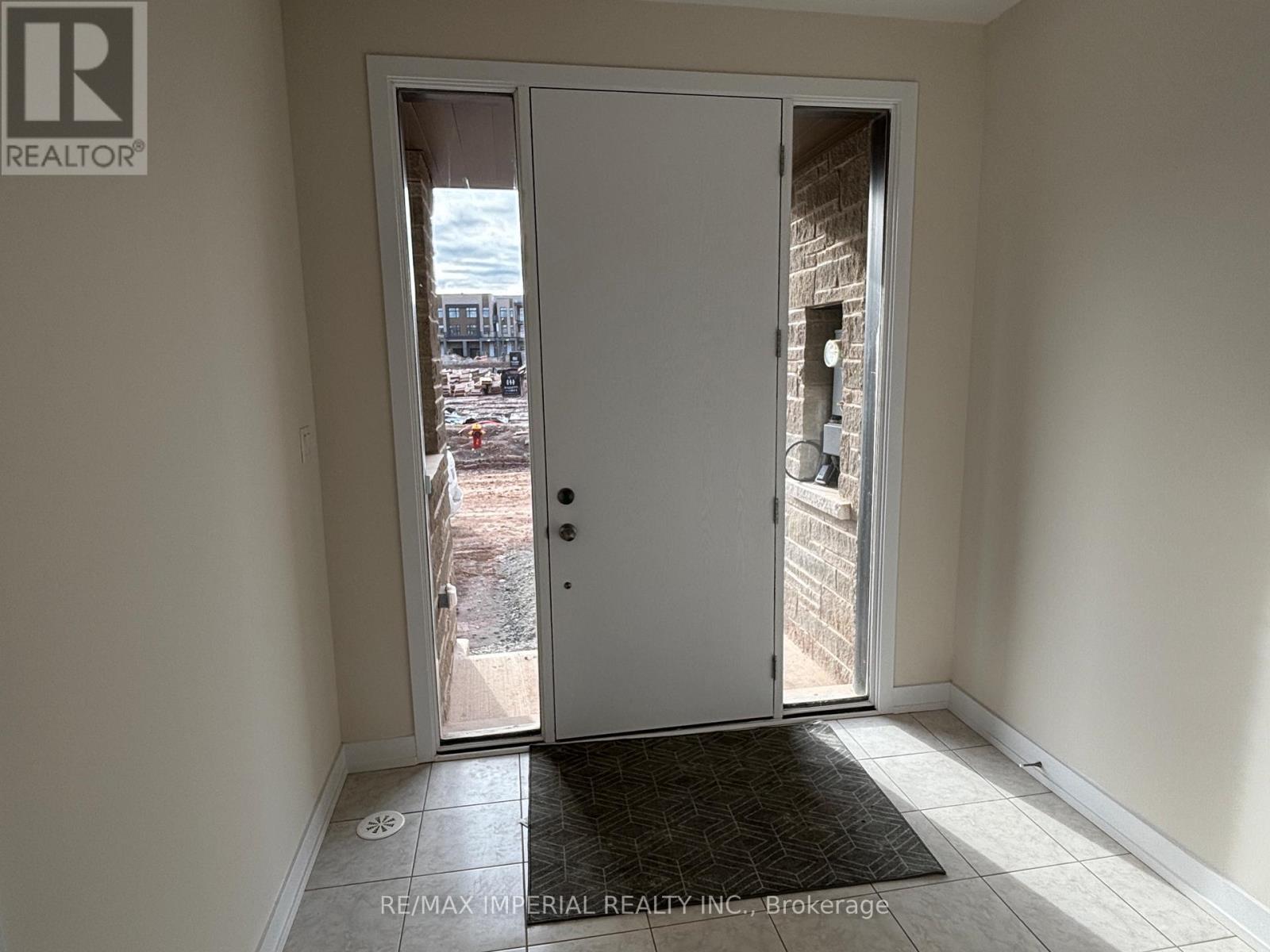 3085 Welsman Gardens, Oakville, Ontario  L6H 7Z1 - Photo 2 - W13777284