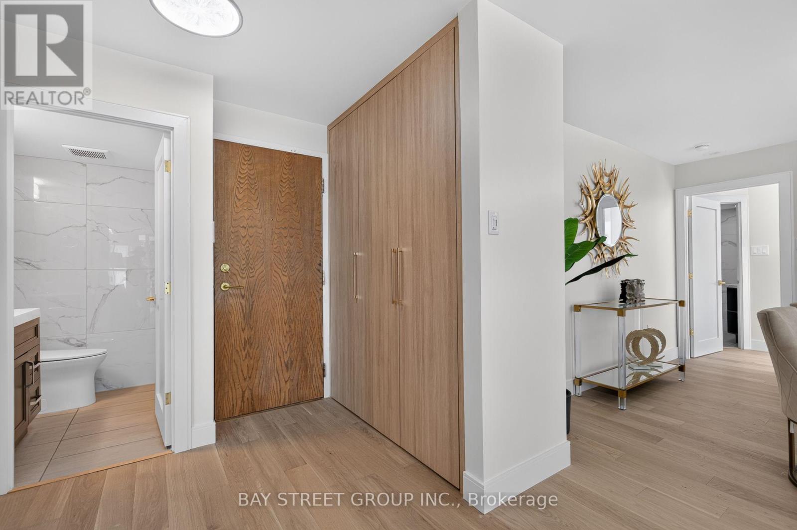 506 - 7250 Yonge Street, Vaughan, Ontario  L4J 7X1 - Photo 6 - N13776926