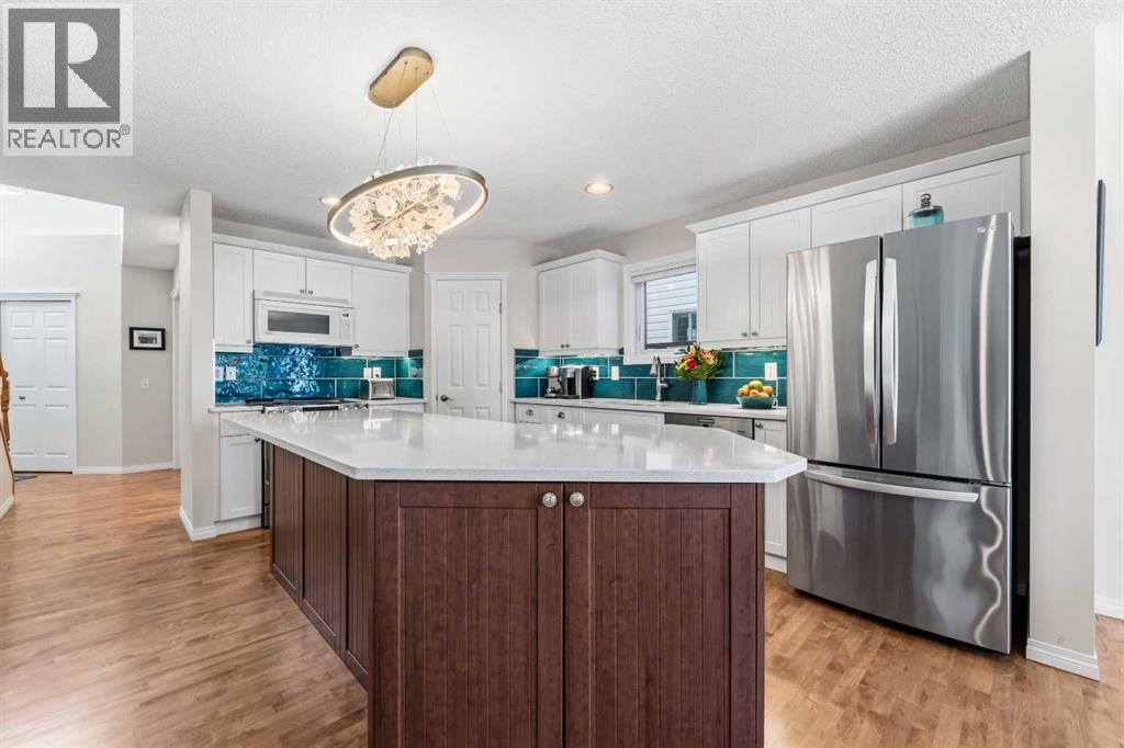 144 Shawbrooke Manor Sw, Calgary, Alberta  T2Y 3L8 - Photo 11 - A2343875