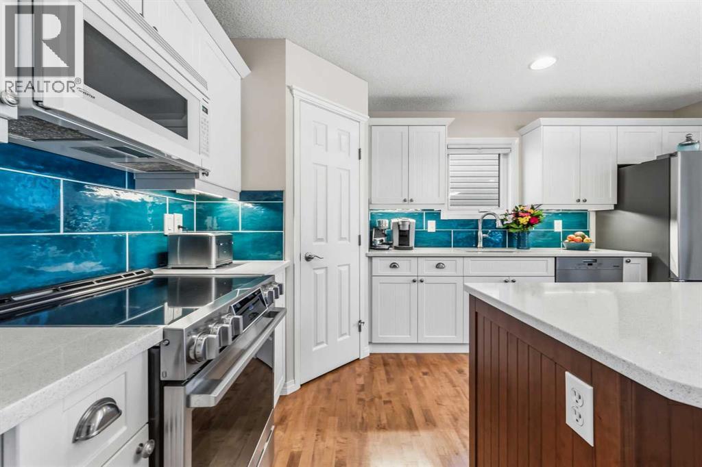 144 Shawbrooke Manor Sw, Calgary, Alberta  T2Y 3L8 - Photo 18 - A2343875