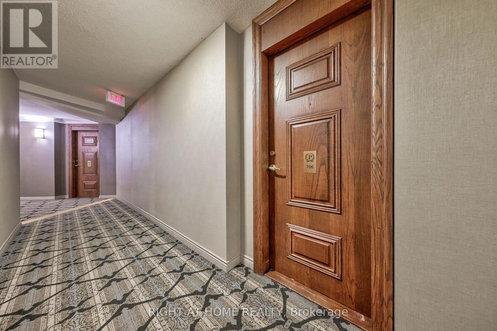 706 - 28 Pemberton Avenue, Toronto, Ontario M2M 4L1 - Photo 8 - C13774128