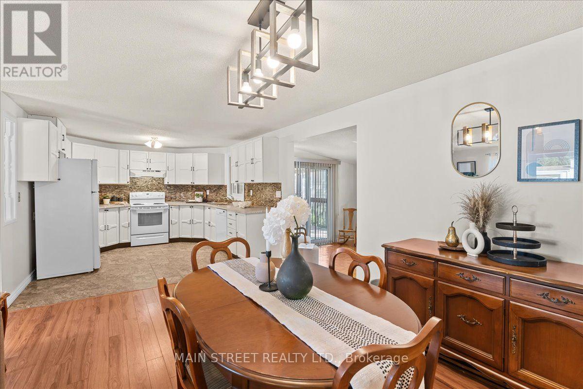 2 Pineridge Crescent, Clarington, Ontario  L1B 1B9 - Photo 14 - E13777308