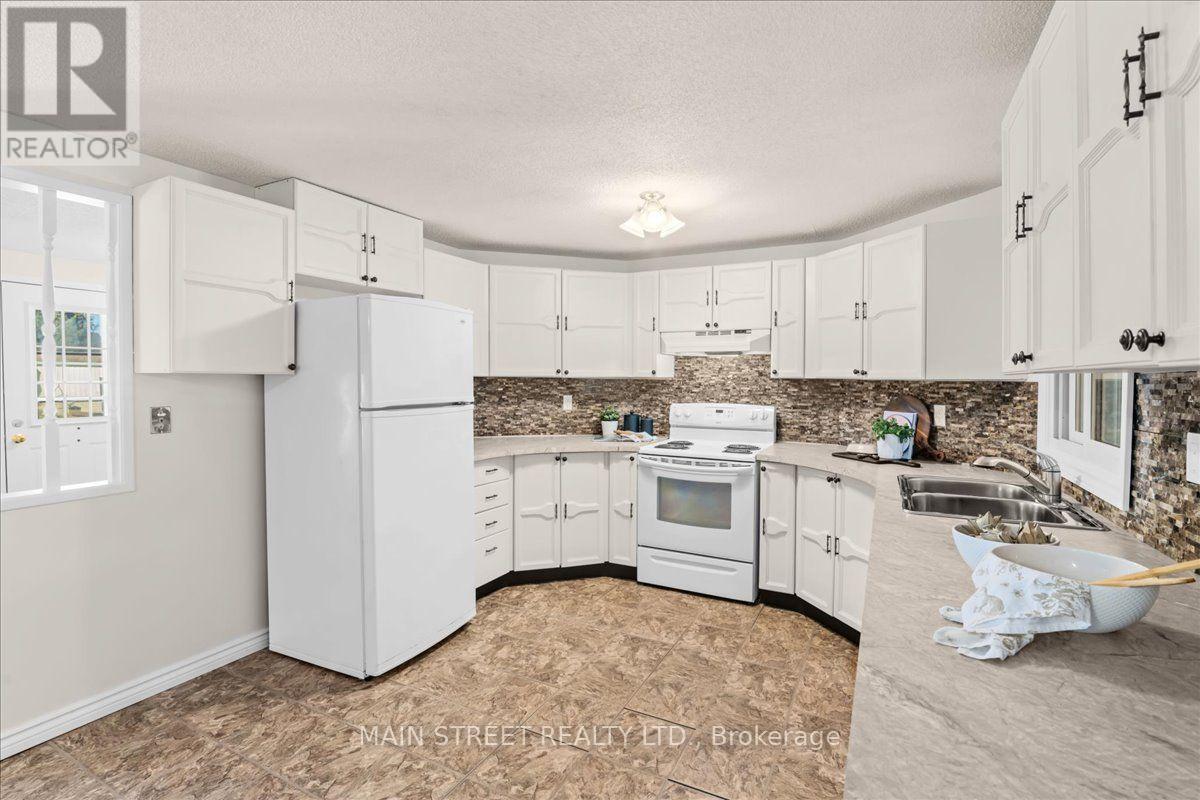 2 Pineridge Crescent, Clarington, Ontario  L1B 1B9 - Photo 17 - E13777308