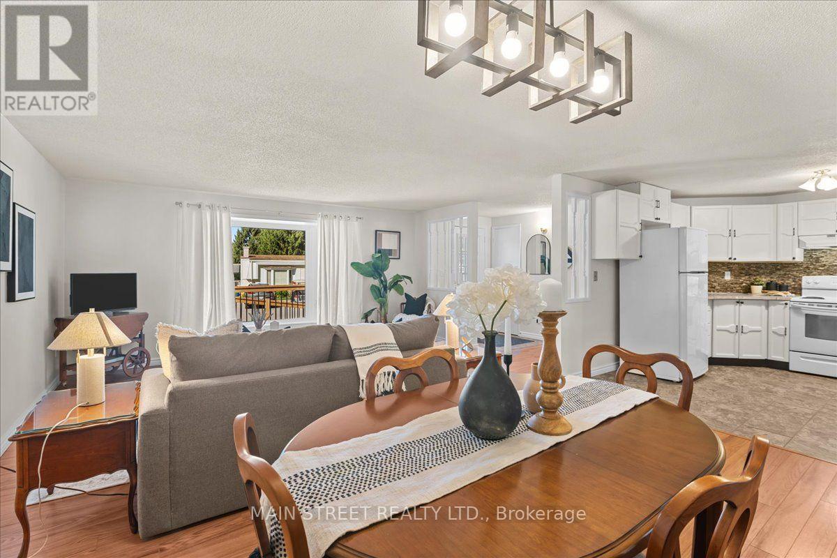 2 Pineridge Crescent, Clarington, Ontario  L1B 1B9 - Photo 7 - E13777308