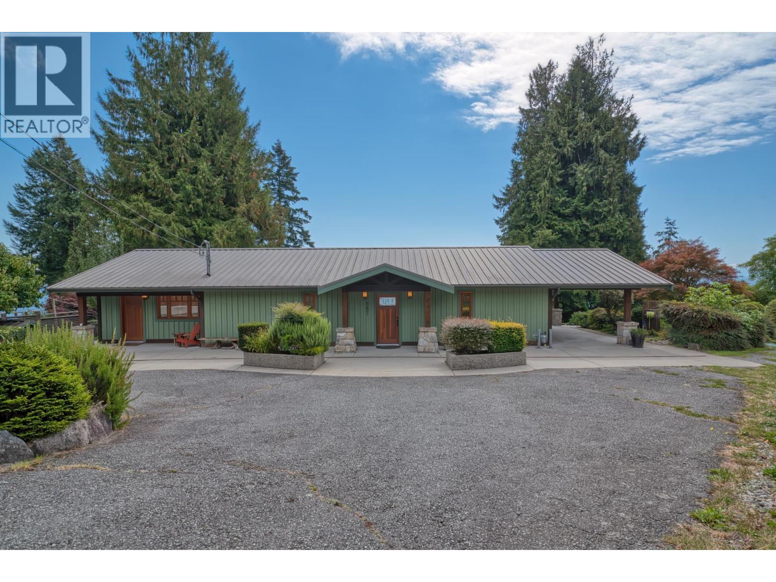 987 GOWER POINT ROAD, gibsons, British Columbia