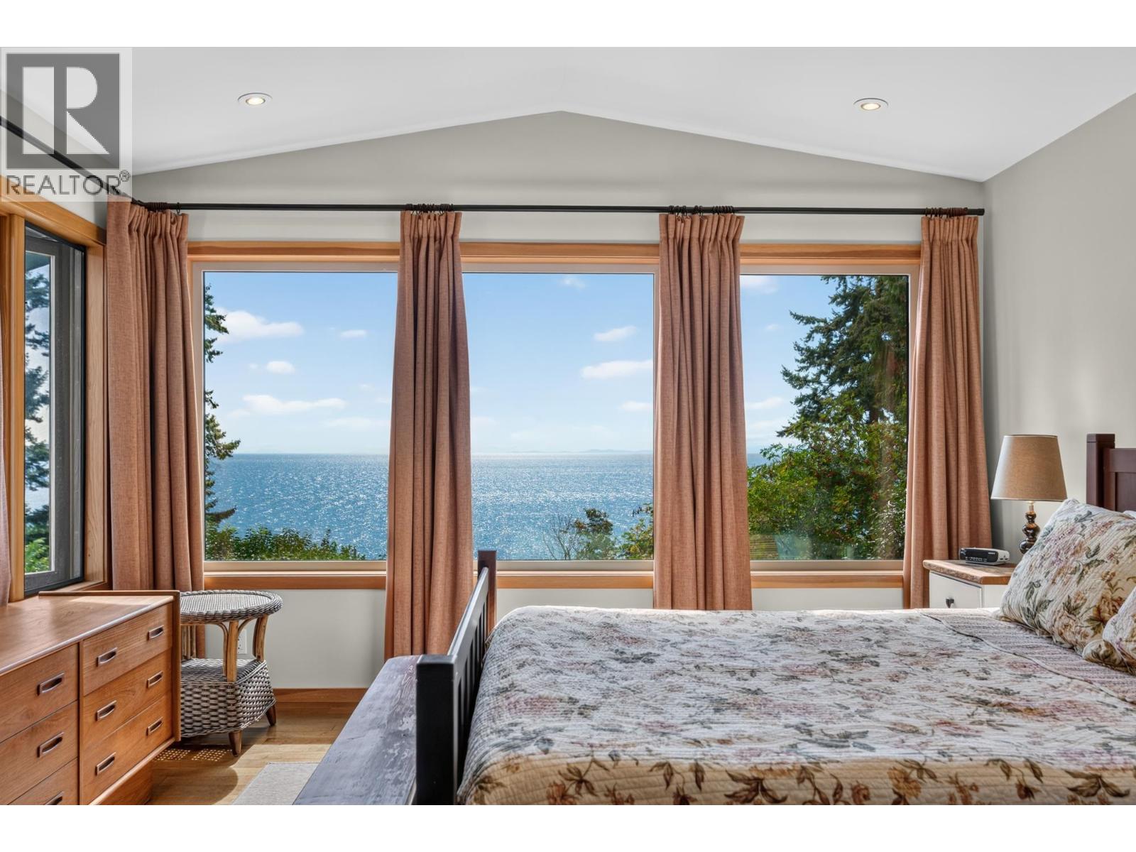 987 Gower Point Road, Gibsons, British Columbia  V0N 1V3 - Photo 20 - R3164718