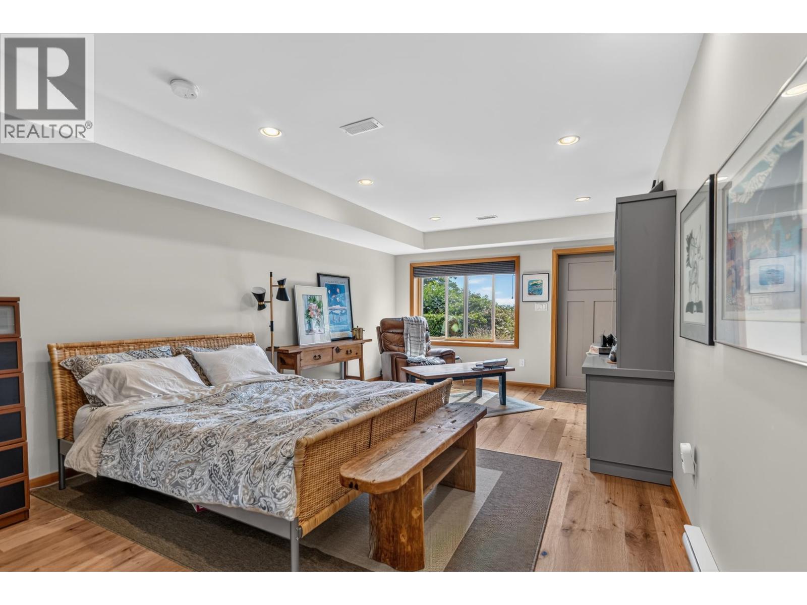 987 Gower Point Road, Gibsons, British Columbia  V0N 1V3 - Photo 25 - R3164718