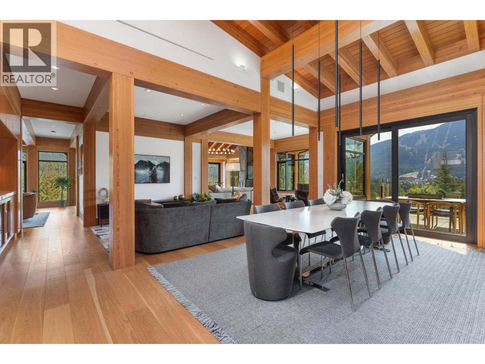 7465 Treetop Lane, Whistler, British Columbia  V8E 0E9 - Photo 9 - R3164719