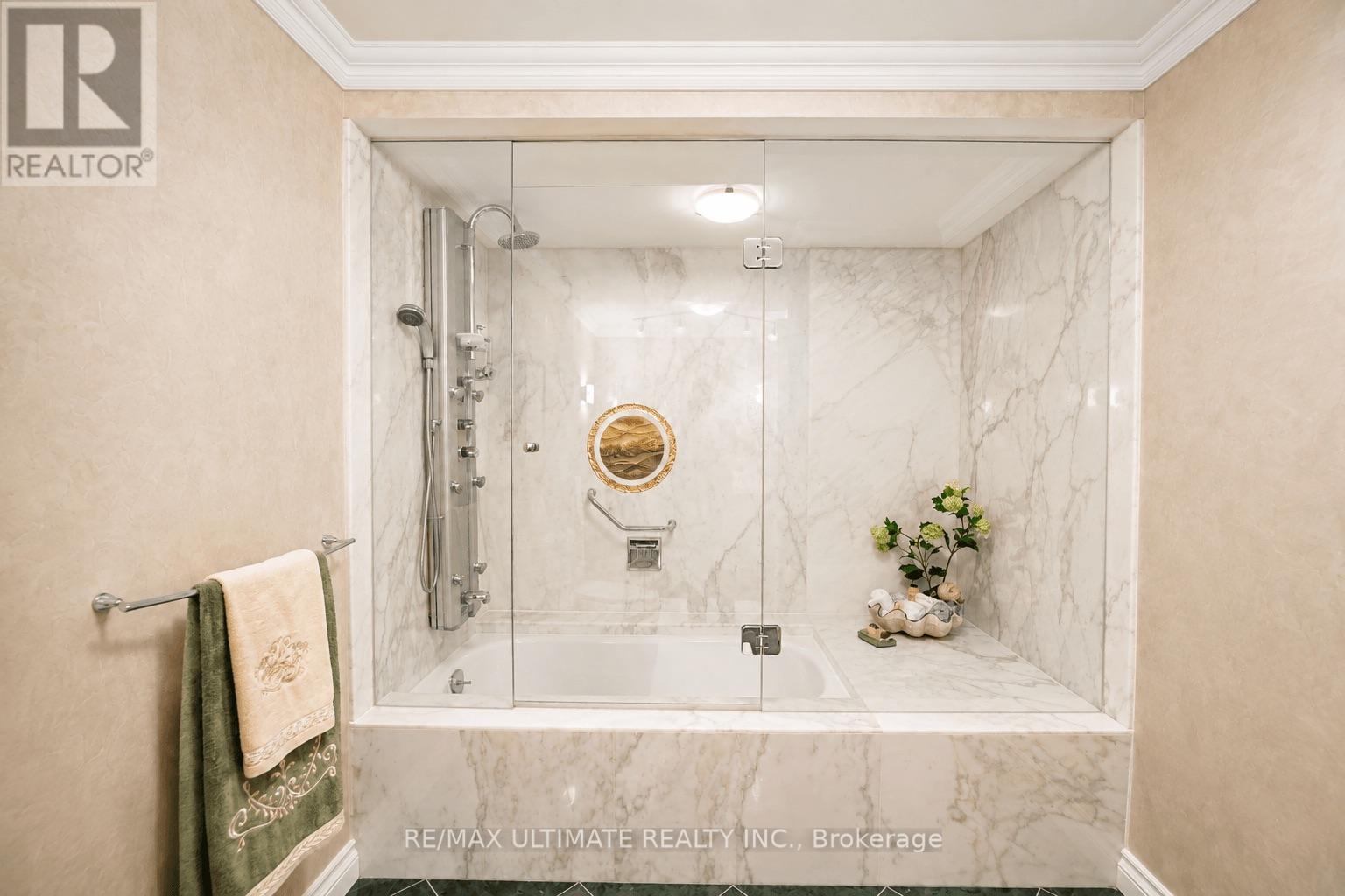 3705 - 2045 Lake Shore Boulevard W, Toronto, Ontario  M8V 2Z6 - Photo 18 - W13777312