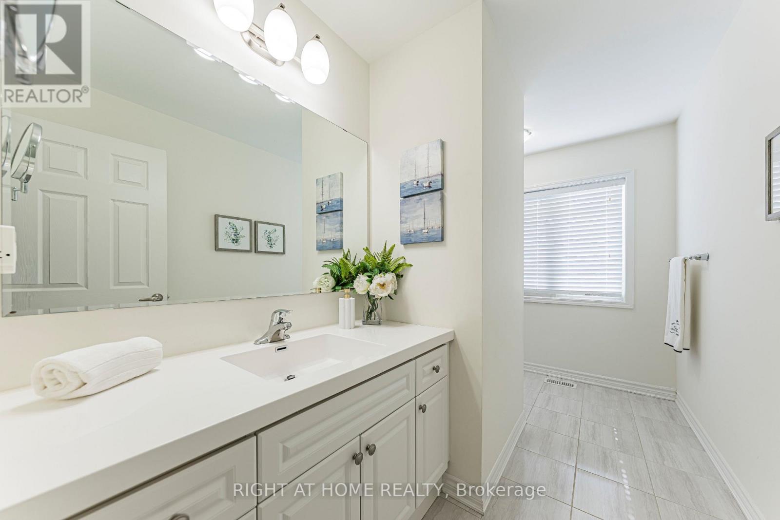 1249 Leger Way, Milton, Ontario  L9E 1E4 - Photo 28 - W13777314