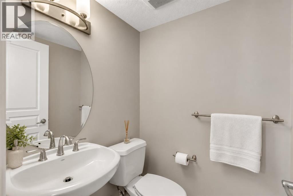 9 Sage Meadows Terrace NW, Calgary, Alberta  T3P 0E8 - Photo 13 - A2344404