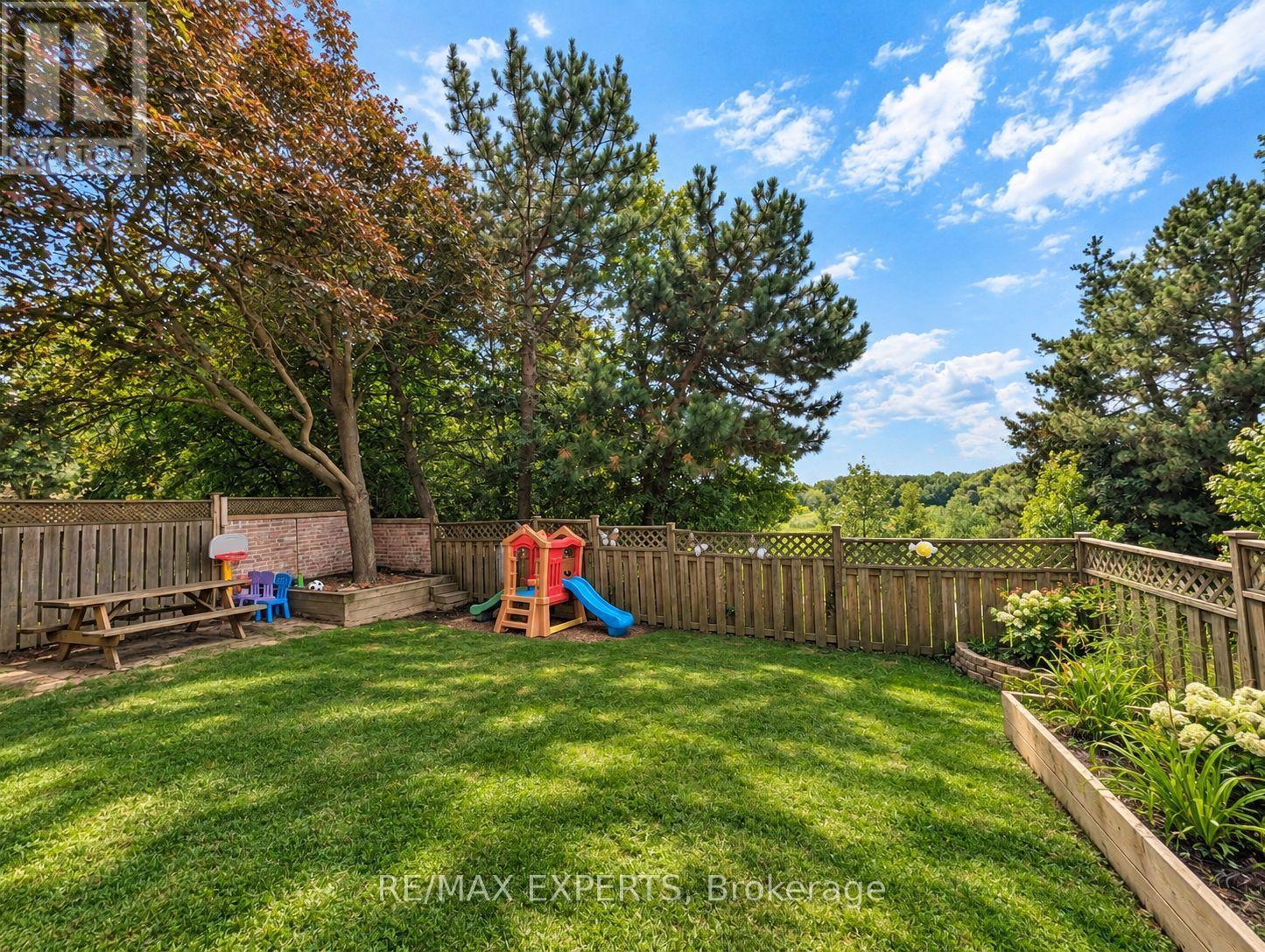 86 Sutter Avenue, Brampton, Ontario  L6Z 1G7 - Photo 10 - W13773792