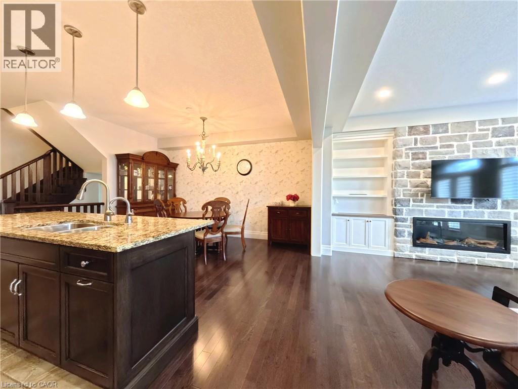 160 Oak Park Drive, Waterloo, Ontario  N2K 0B3 - Photo 3 - 40862868