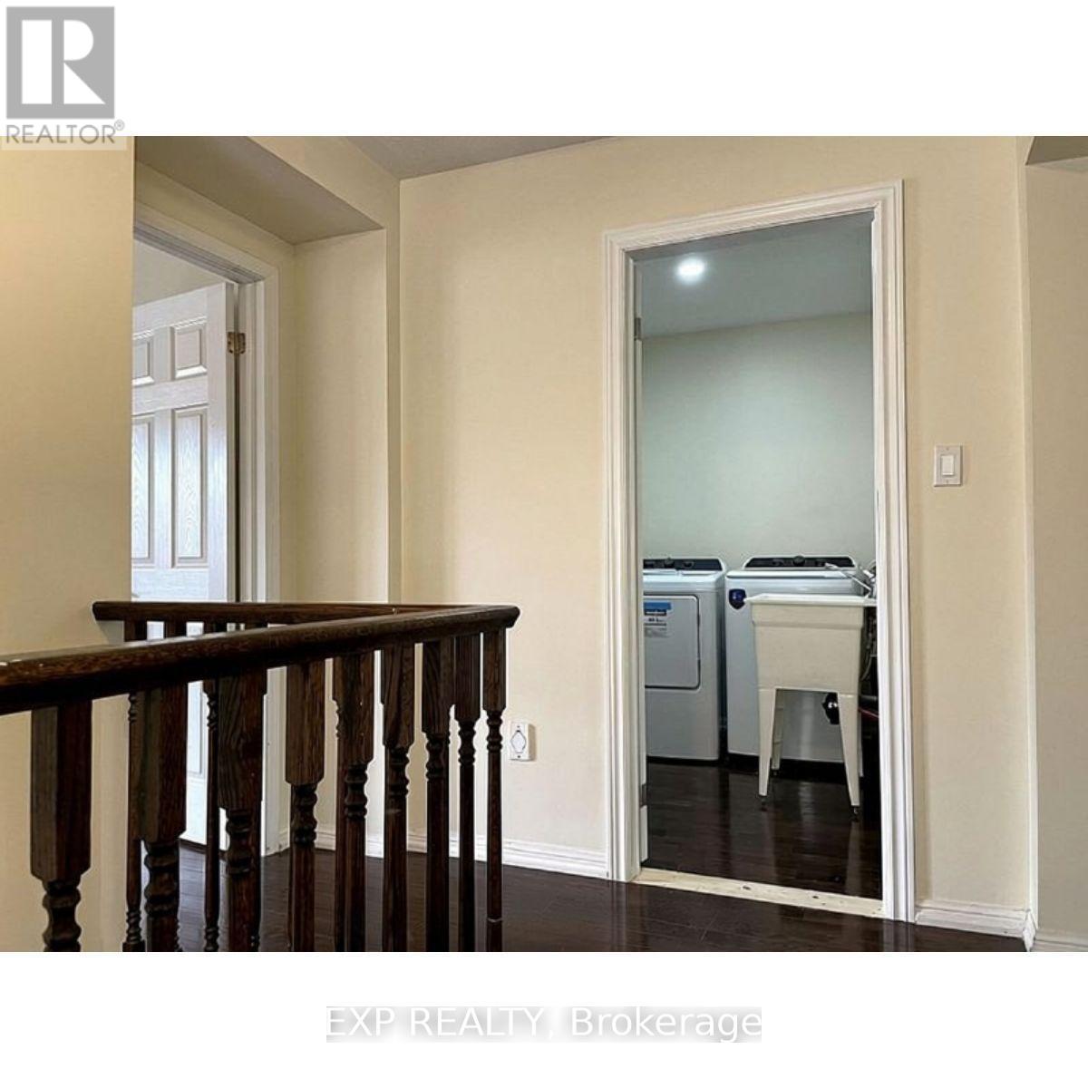 58 Meadowcrest Lane, Brampton, Ontario  L7A 0V7 - Photo 13 - W13777330