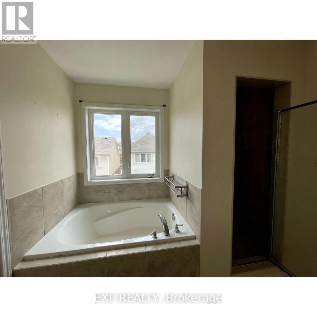 58 Meadowcrest Lane, Brampton, Ontario  L7A 0V7 - Photo 18 - W13777330