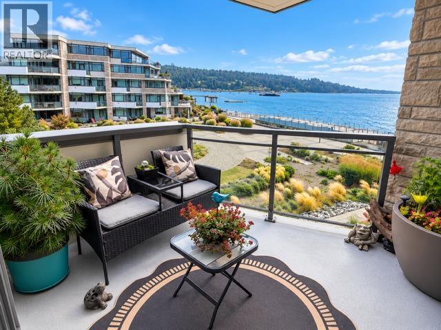 403 5725 TEREDO STREET, sechelt, British Columbia