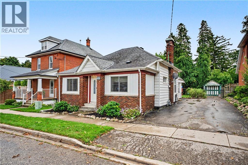 600 PEEL Street, Woodstock, Ontario