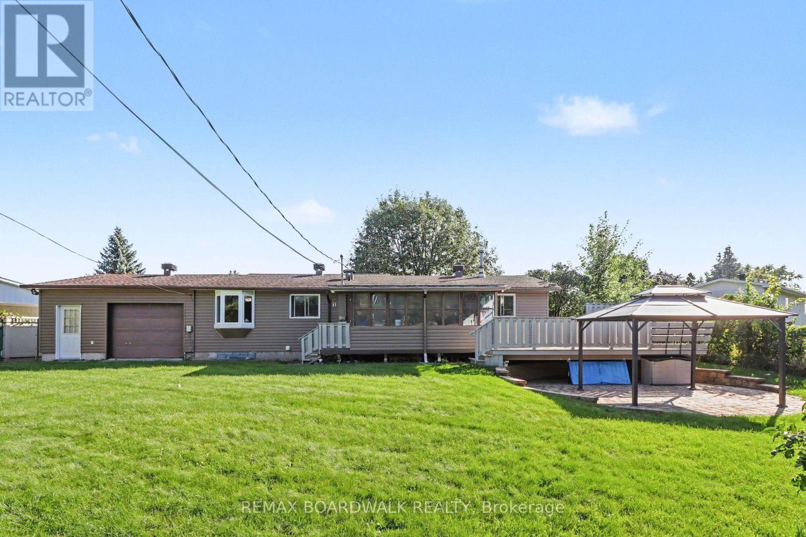 389 Hatfield Crescent, Ottawa, Ontario  K1E 1M6 - Photo 41 - X13777344