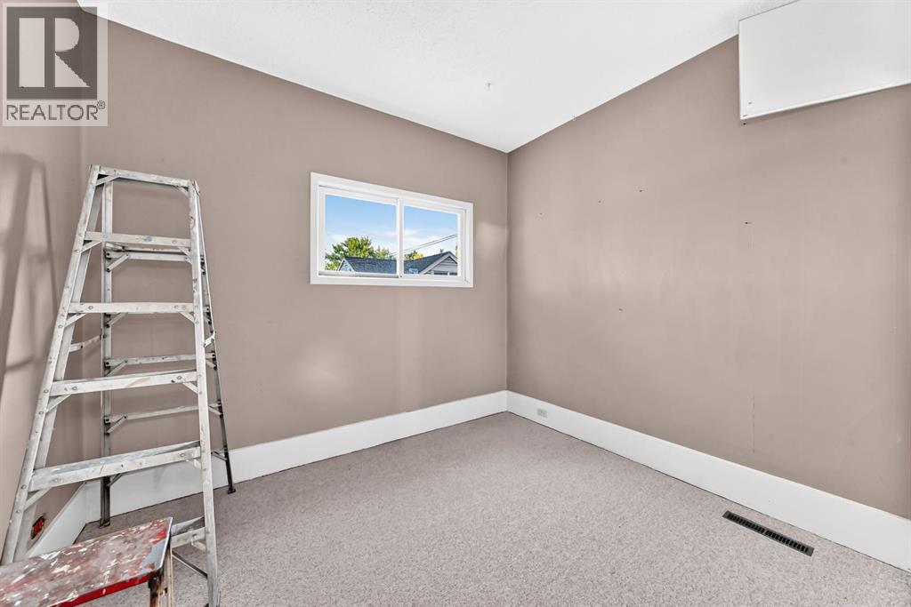 466 22 Avenue NW, Calgary, Alberta  T2M 1N3 - Photo 12 - A2344953