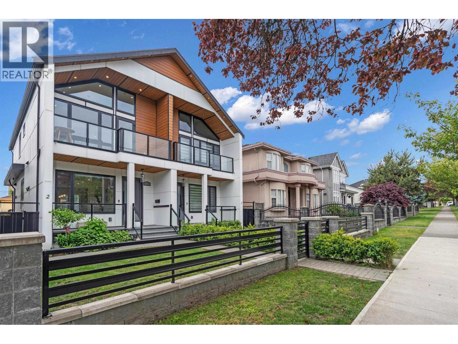 1 560 W 63rd Avenue, Vancouver, British Columbia  V6P 2G8 - Photo 1 - R3097831