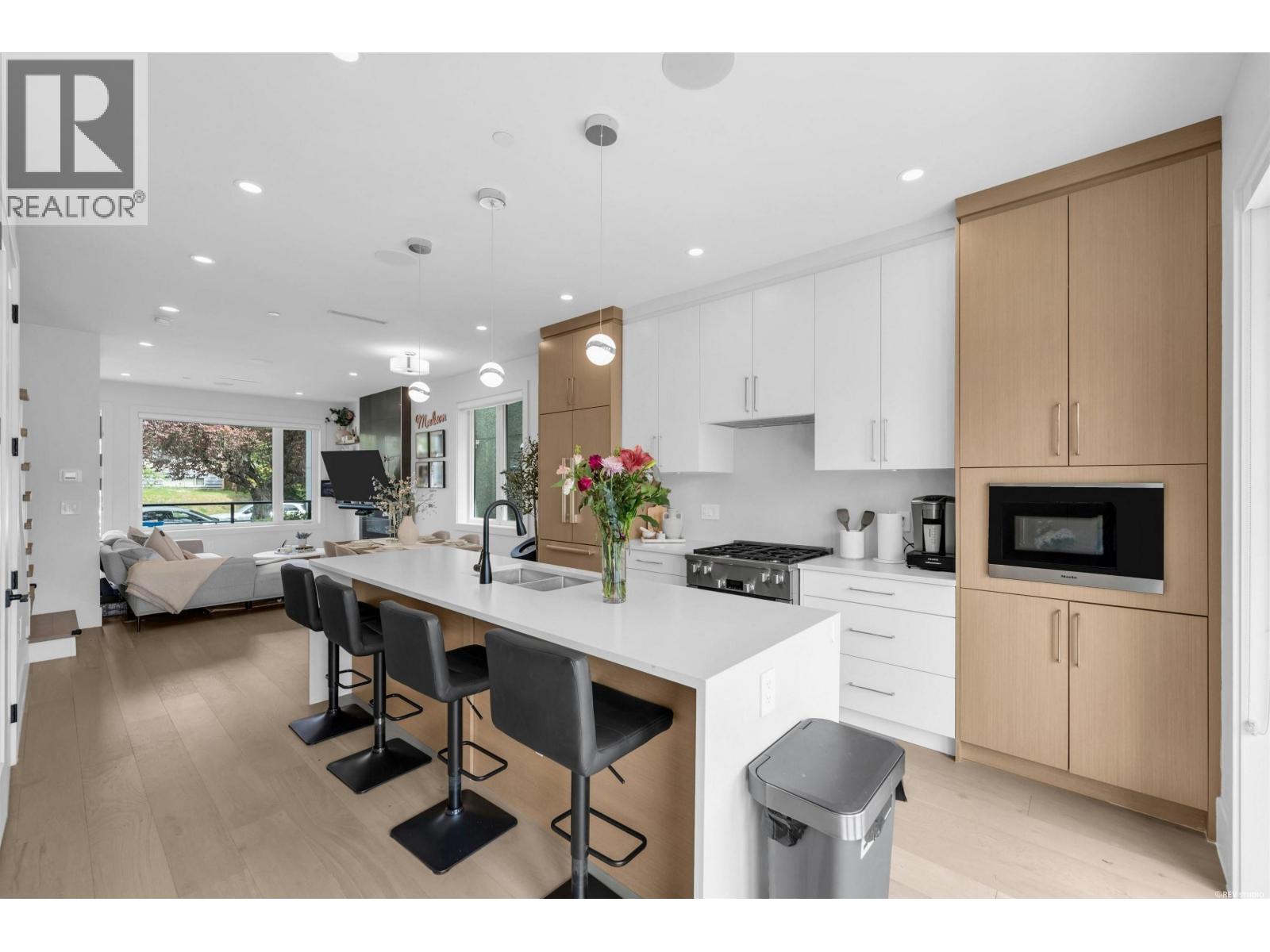 1 560 W 63rd Avenue, Vancouver, British Columbia  V6P 2G8 - Photo 4 - R3097831