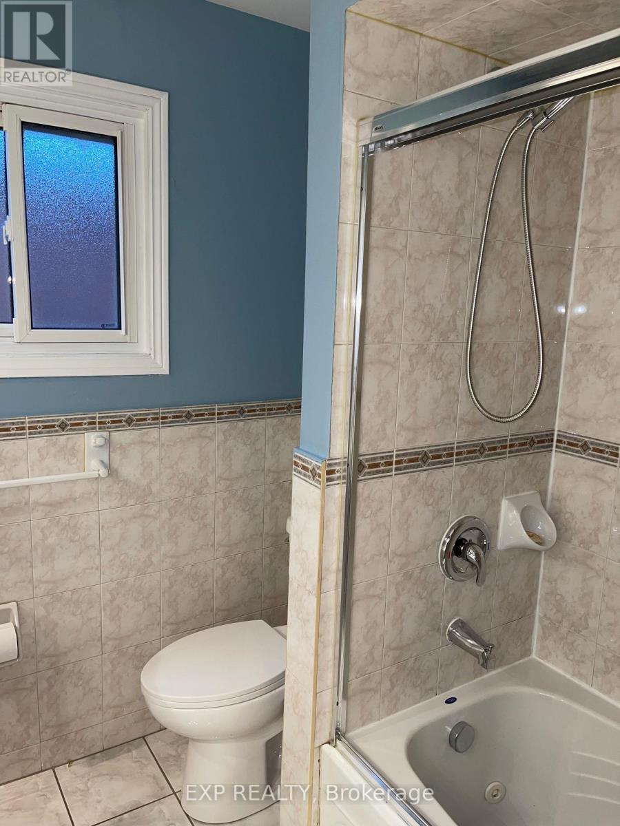 29 Gayla Street, Vaughan, Ontario  L4J 6W2 - Photo 11 - N13777346