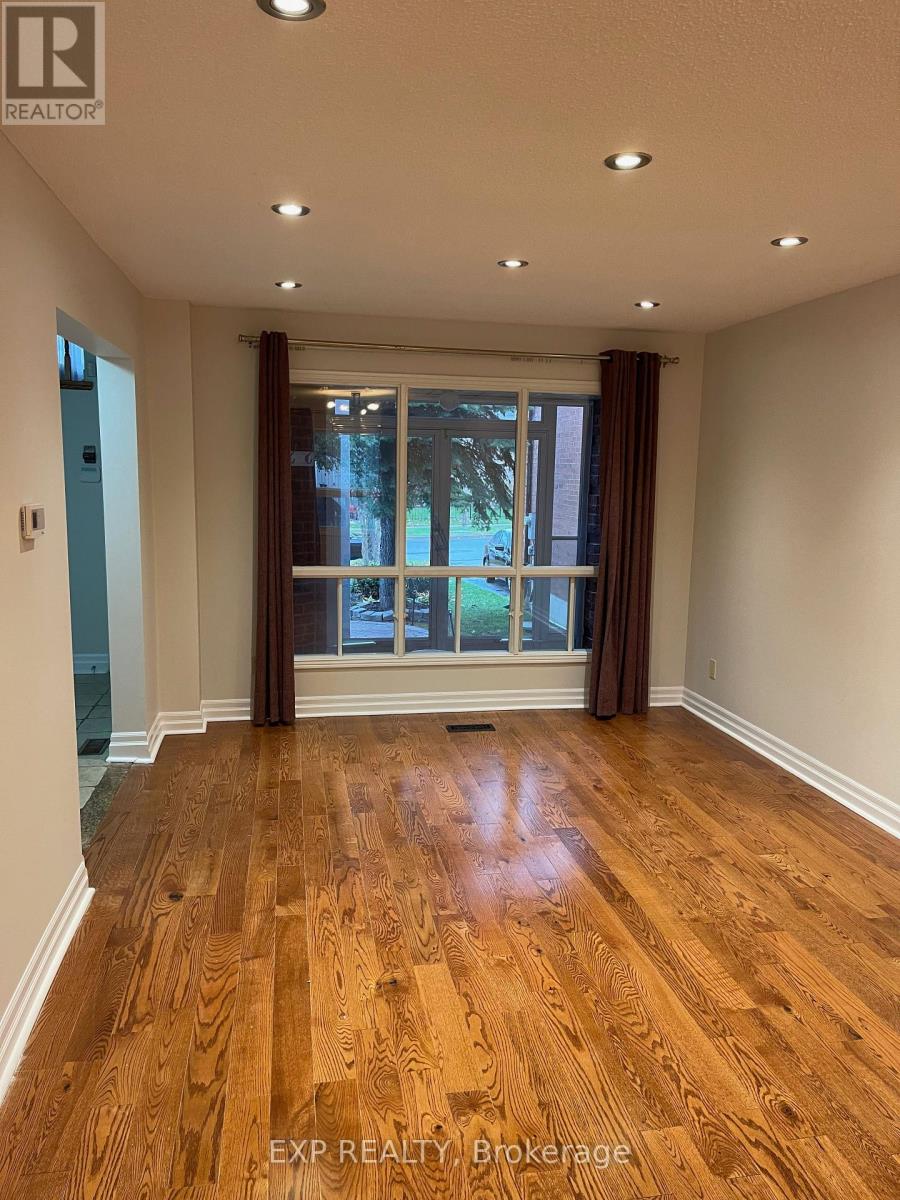 29 Gayla Street, Vaughan, Ontario  L4J 6W2 - Photo 5 - N13777346