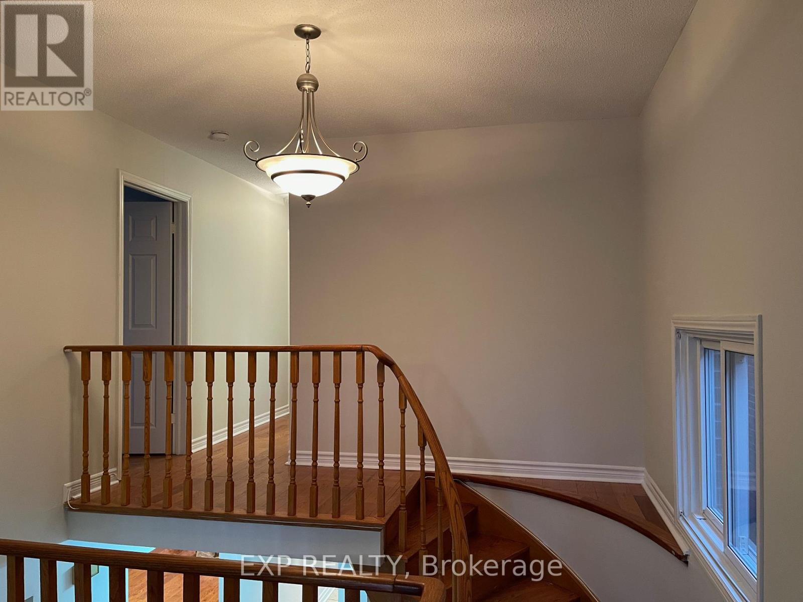 29 Gayla Street, Vaughan, Ontario  L4J 6W2 - Photo 9 - N13777346