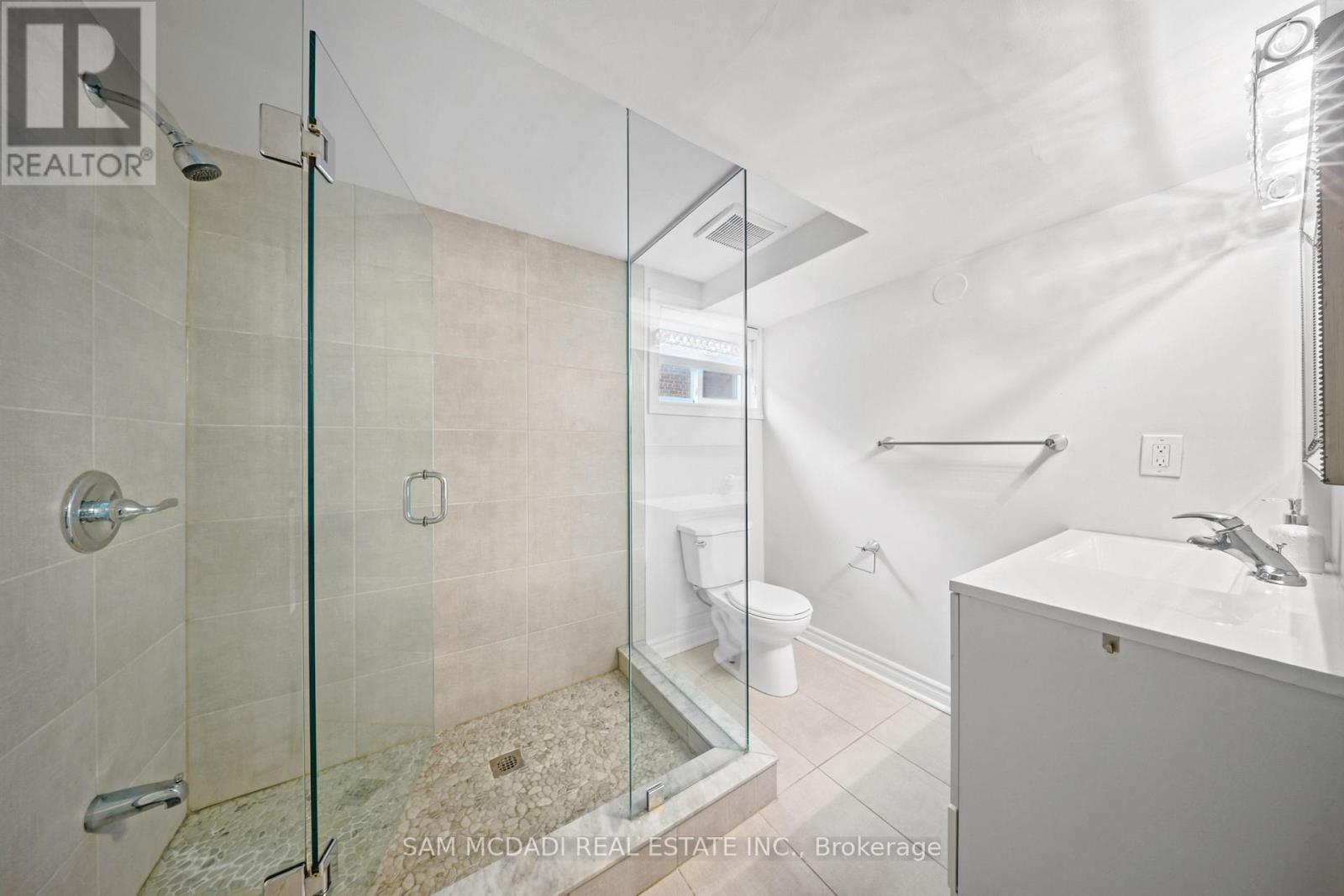 1207 Pinegrove Road, Oakville, Ontario  L6L 2W8 - Photo 25 - W13777342