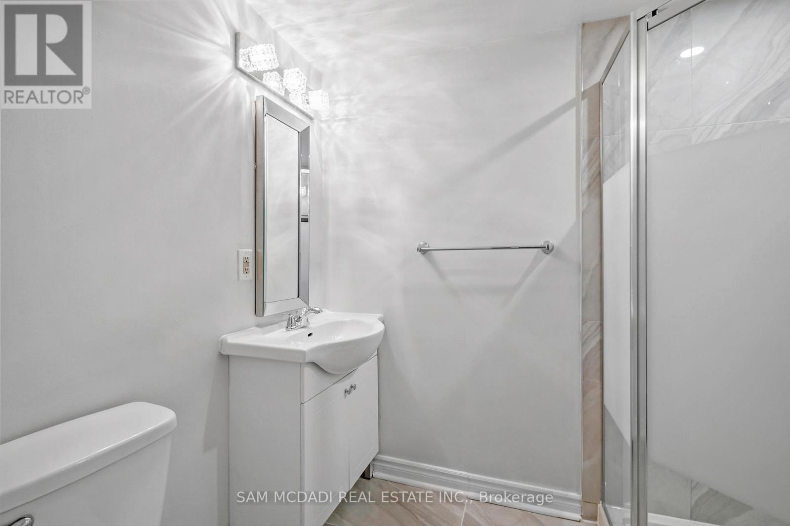 1207 Pinegrove Road, Oakville, Ontario  L6L 2W8 - Photo 27 - W13777342