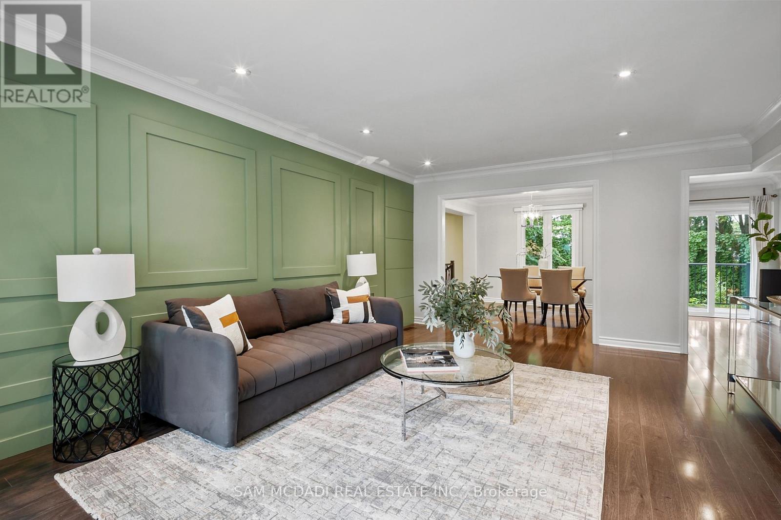 1207 Pinegrove Road, Oakville, Ontario  L6L 2W8 - Photo 7 - W13777342